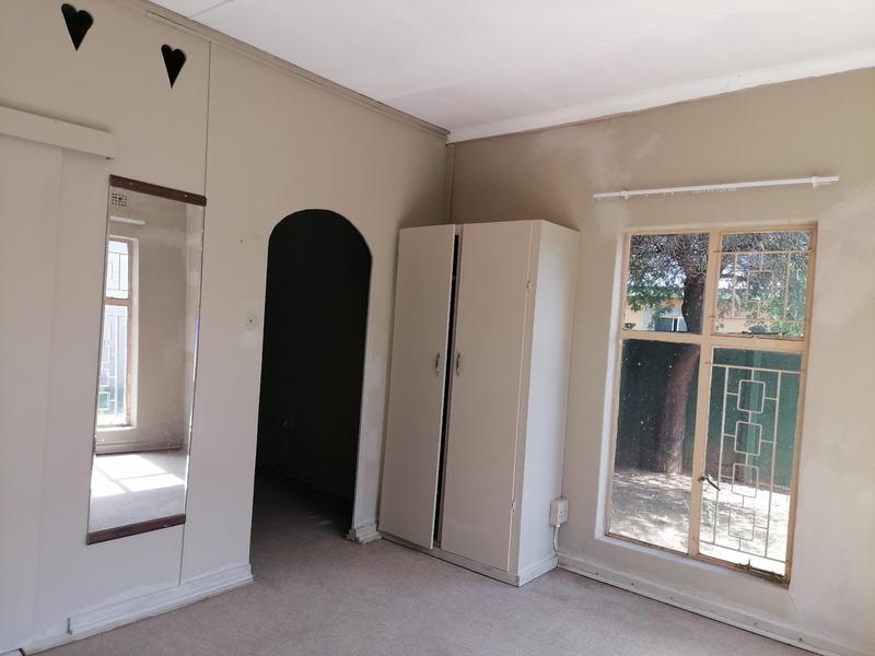 4 Bedroom Property for Sale in Odendaalsrus Free State